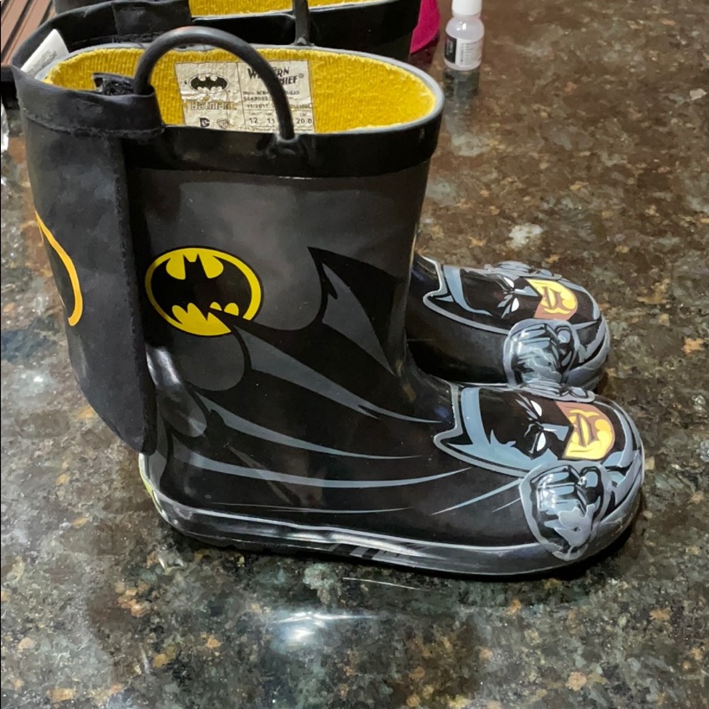 Batman Rainboot - Picture 2 of 6